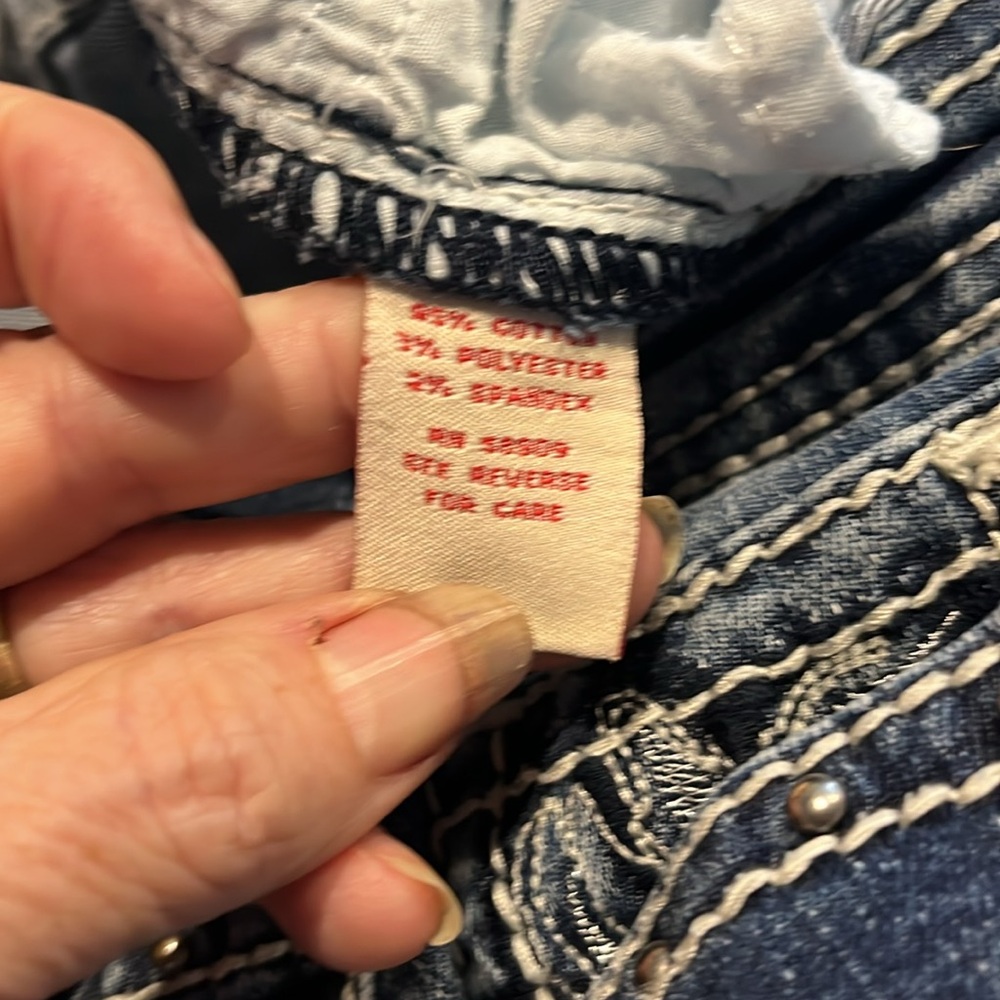 Reba denim jeans size 14. Studs around pockets. Embroidered pockets. 95 cotton - Picture 7 of 7